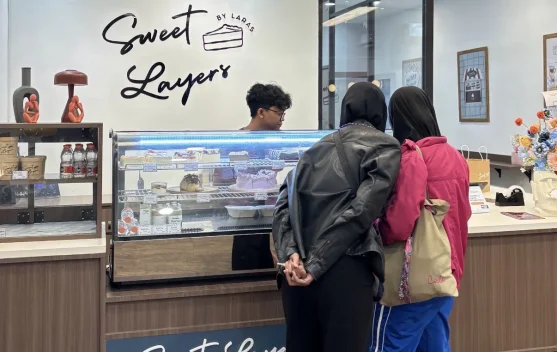 Sweet Layers by Laras Ramaikan Tren Cafe Dessert Estetik di Malang