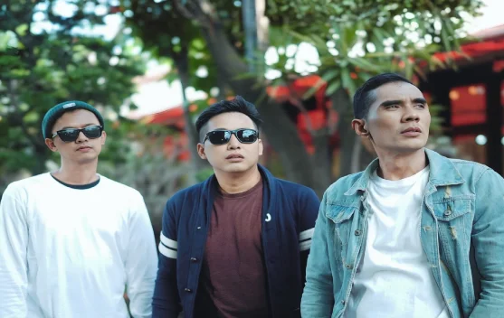 Asbak Band Angkat Patah Hati Jadi Distorsi Emosional