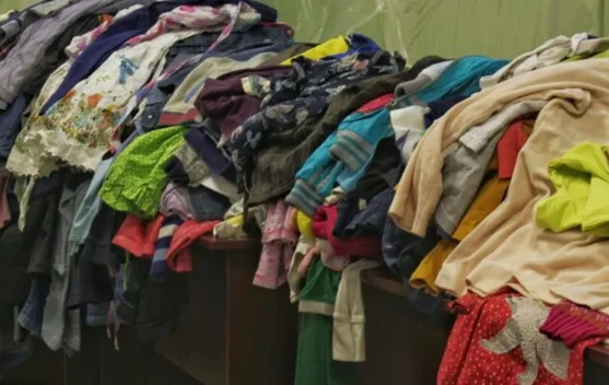 Jangan Asal Beli, Tips Teliti Memilih Baju Thrifting