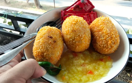 Bosan Croissant? Kroket Kentang Ini Bisa Jadi Pilihan Baru Teman Ngopi