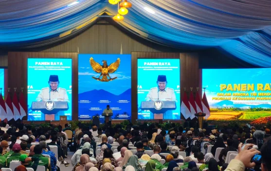 Prabowo: Jangan Pertanyakan TNI Turun ke Sawah