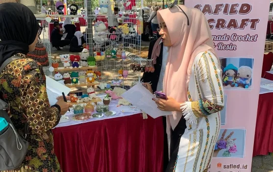 Dukungan Keluarga Perkuat Perkembangan Usaha Rajut Safied Malang