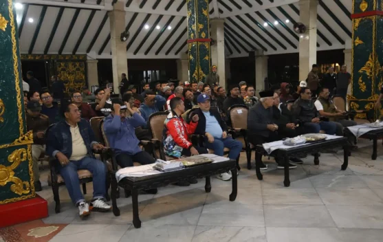 Bupati Malang Sanusi Bersama Warga Nobar Final Piala Dunia 2026 di Pendopo Agung