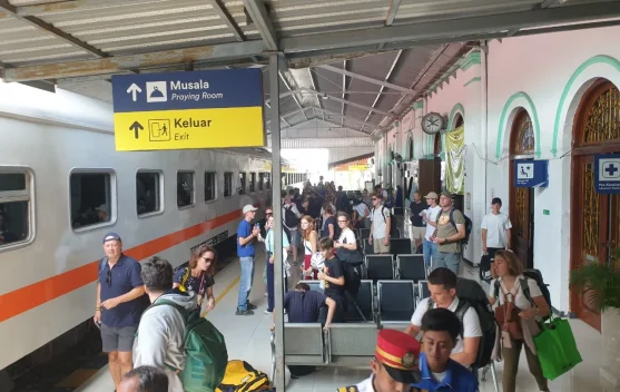 Penumpang WNA di Daop 9 Jember Naik 15,37 Persen, Stasiun Probolinggo Tertinggi