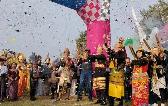 Eksotika Fun Walk Poncokusumo Malang Padukan Olahraga dan Seni Kostum ala JFF