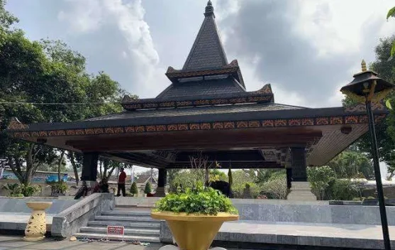 Makam Bung Karno Dibuka 24 Jam, Wisatawan Bisa Ziarah Malam Hari