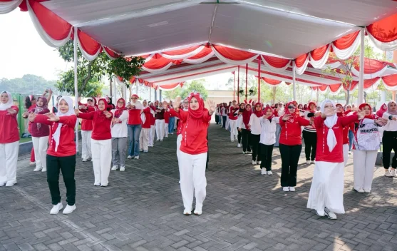 Memasyarakatkan Olahraga, Perwosi dan RSUD Grati Gelar Senam Bersama