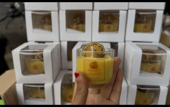 Manfaatkan Limbah Jeruk, KKN MAs 74 Hadirkan Lilin Aromaterapi