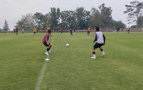 Arema FC Bedah Permainan PSM, Marcos Santos Siapkan Sejumlah Skenario