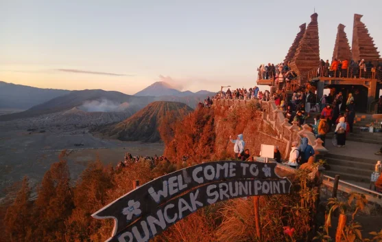 Bromo Ditutup, Seruni Point Dibuka