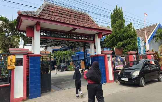 Sejumlah Siswa SLB Negeri 1 Kota Blitar Alami Sakit Perut usai Konsumsi MBG