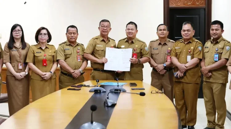 Sertijab, Sekda Malinau Tekankan Komunikasi yang Baik dan Sikap Menghargai