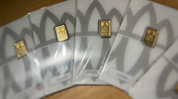Harga Emas Antam Terkoreksi Rp45 Ribu usai Enam Hari Menguat