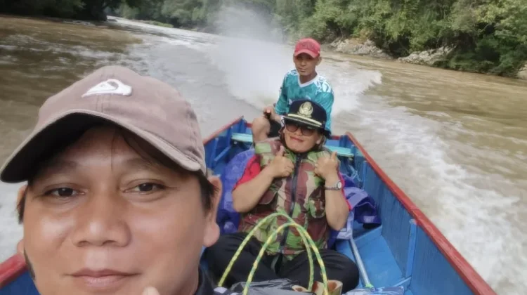 Pengabdian Nakes di Pedalaman, Kisah Penyintas Insiden Perahu Terbalik