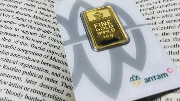 Harga Emas Antam Menguat, Investor Fokus Jangka Panjang
