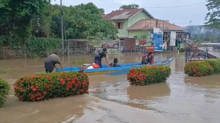 Sungai di Malinau Meluap, Rendam 8 Desa