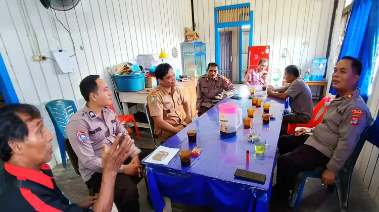 Sambangi Desa, Polres Malinau Lakukan Penyuluhan Kamtibmas