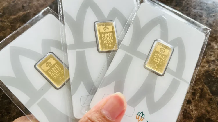 Harga Emas Antam Naik Rp40.000 usai Koreksi di Awal pekan