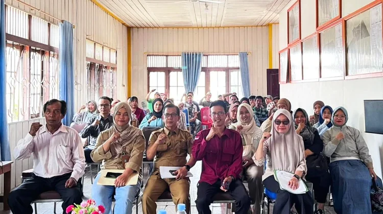 Camat Titip Pesan Sukseskan Pemilihan RT