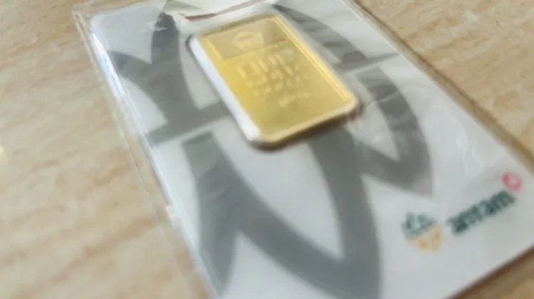 Harga Emas Antam Terkoreksi Rp20.000 usai Kenaikan Tajam