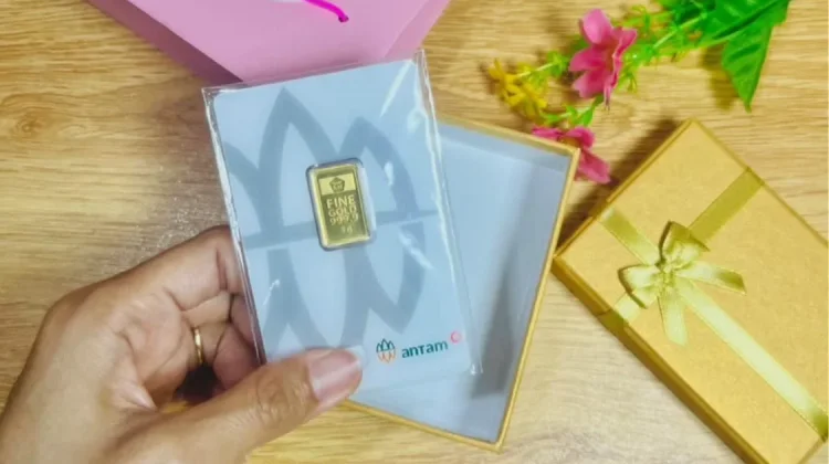 Naik Tipis, Harga Emas Antam Bertahan di Tren Positif Akhir Pekan