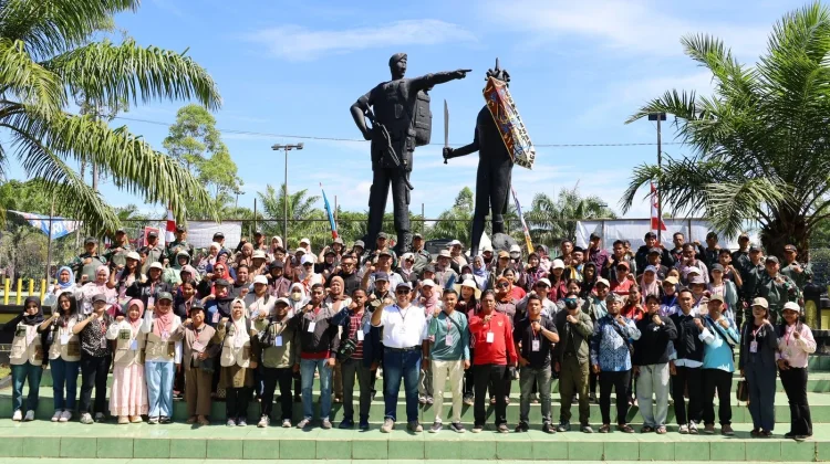 Yonif Khusus 614/Raja Pandhita Latih Tenaga Pendidik Yayasan Fangiono