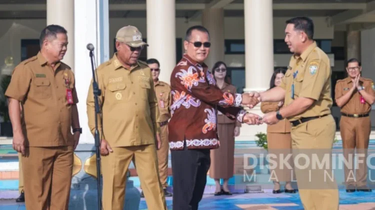 Purna Tugas, Juari Lakai Kembalikan Fasilitas Dinas dan Pamit