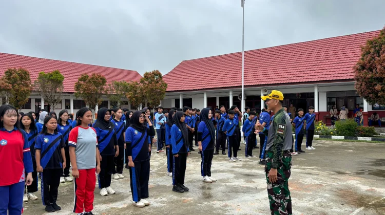 Yonif Khusus 614/RJP Latih PBB Siswa Baru SMAN 3 Malinau pada MPLS TA 2026/2027