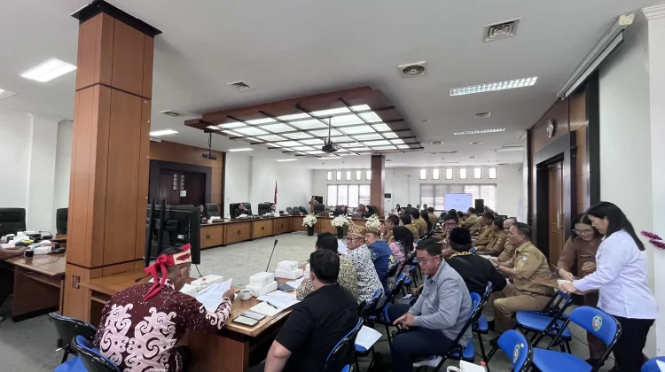 DPRD Malinau Gelar Uji Publik Raperda Wilayah Adat