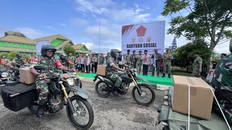TNI Salurkan 1.800 Paket Sembako untuk Warga Perbatasan RI-Malaysia di Malinau