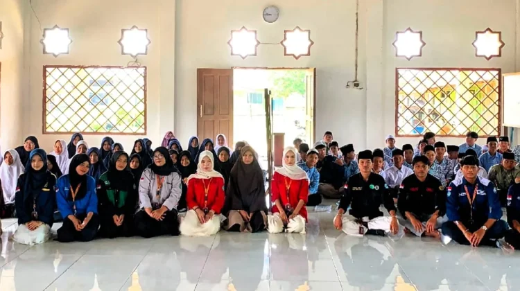 Mahasiswa UBT Bekali Santri Cegah Kekerasan sejak Dini