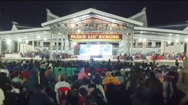 Nobar, Doorprize dan Kebersamaan Warnai Kemeriahan Final Piala Dunia di Malinau