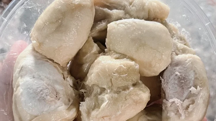 Durian Kupas Laris Manis di Malinau, Pedagang Raup Rezeki Berlimpah