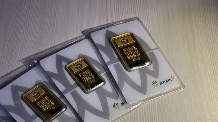 Harga Emas Antam Terkoreksi Rp30 Ribu, Kembali ke Level Rp2,6 Juta per Gram