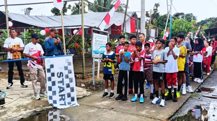 Jalan Sehat dan Perlombaan Warnai Semarak HUT ke-81 RI di RT 12 Malinau Hulu