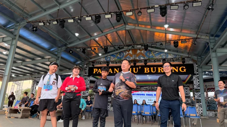 Bumi Intimung Trail Run 2026 Meriah, Kostum Unik hingga Peserta Lansia
