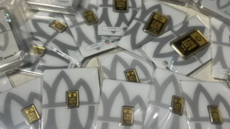 Turun Lima Hari, Harga Emas Antam Terkoreksi Rp104.000 per Gram