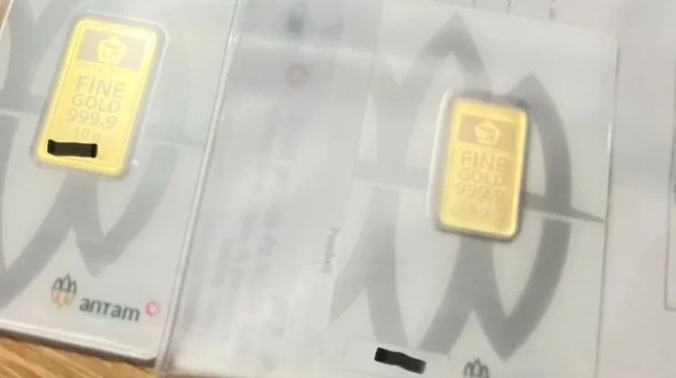 Harga Emas Antam Terkoreksi Rp3.000 per Gram Awal Pekan