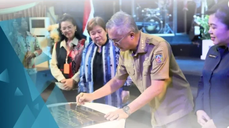 Digitalisasi Pendidikan, Bupati Wempi Resmikan Perpustakaan Digital Pertama