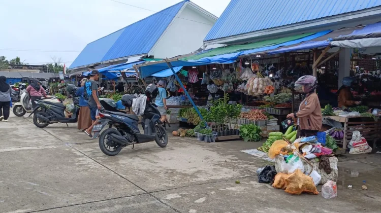 Aktivitas Pasar Induk Malinau Tetap Normal di Akhir Pekan