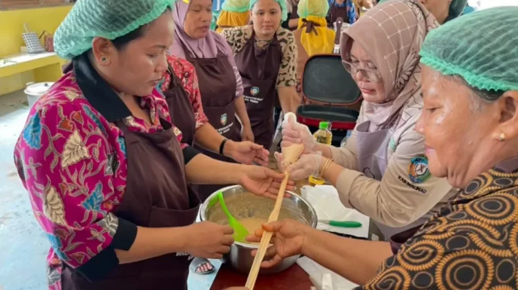 Olah Pangan Lokal Jadi Produk Bernilai Ekonomi, DKP Latih Puluhan Warga