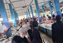 Jelang Ramadan, Pasar Ikan Ramai Dikunjungi Pembeli