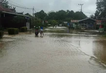 Debit Air Naik, Jalur Utama di Tanjung Lapang Dialihkan