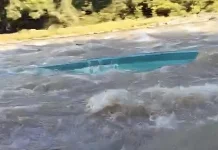 Akses Sulit, Perahu Nakes Terbalik di Sungai Bahau