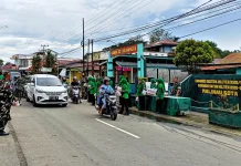Kodim 0910 Malinau Bagikan Takjil Berbuka Puasa
