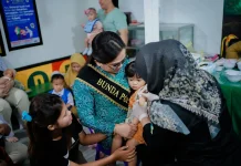 Ketua PKK Malinau Terjun Langsung Bantu Pelayanan Kesehatan