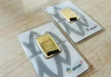 Harga Emas Antam Melemah Rp20.000 per Gram Hari Ini