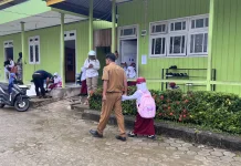 Dukungan Ketahanan Keluarga, ASN Boleh Izin Antar Anak Sekolah