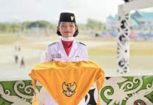 Novi Claudya Bangga dan Terharu Dipercaya Membawa Baki Sang Merah Putih