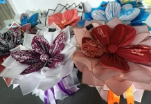 Kain Batik Malinau Disulap Jadi Buket Bunga Estetik